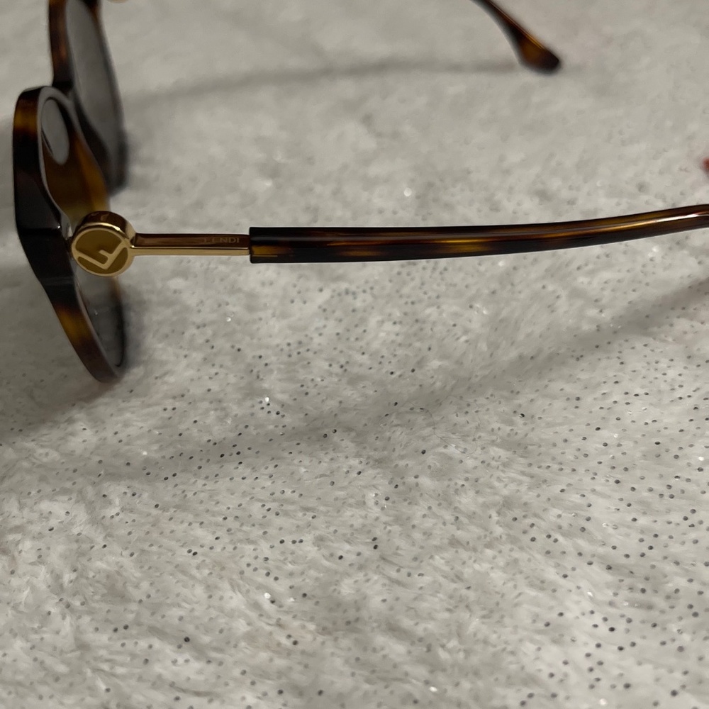 Fendi - Picture 8 of 9